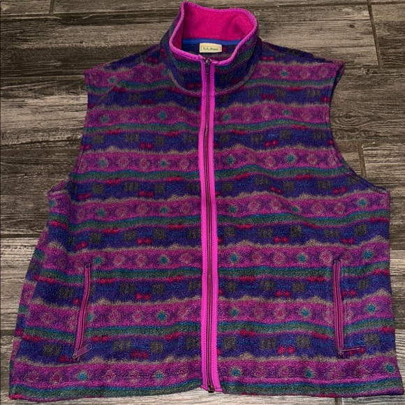 L.L. Bean Jackets & Blazers - L.L. Bean Purple and Pink Patterned Fleece Vest vintage